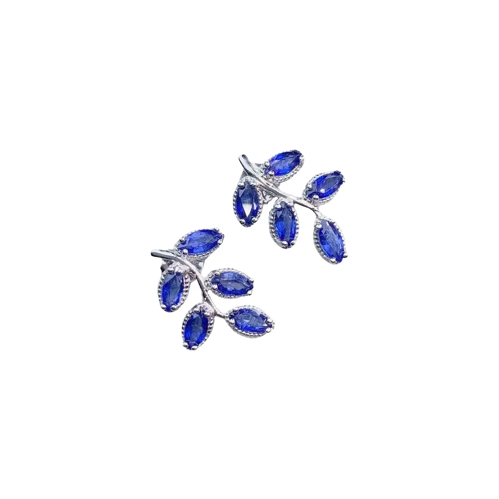 Unisex Youth Elegant 2.5x5mm Natural Blue Sapphire Leaf-Shape Stud Earrings - Made-to-Order Rose Gold Cluster Earrings for Engagement