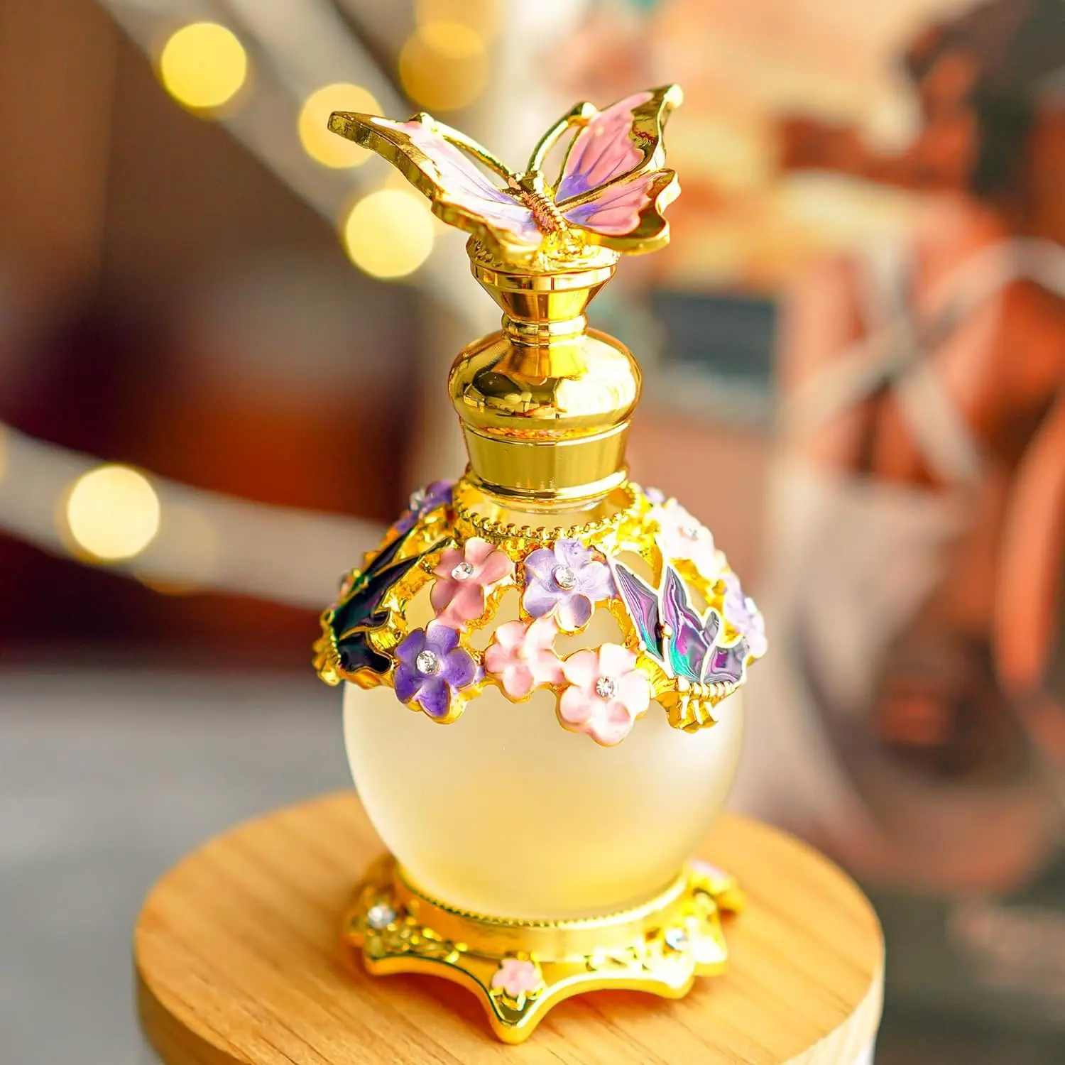 YU FENG 15ML Vintage Butterfly Decorative Perfume Bottles Empty Refillable Reusable Perfume Container Fancy Essential Oils Dropper Bottle Decor YU FENG CRAFTS MANUFACTURE CO.,LTD