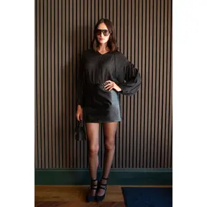 Clara Bishop Sleeve Blouse in Ebony