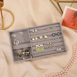 Gray velvet-lined jewelry tray, scratch-resistant compact storage holder for rings, earrings, and necklaces, portable organizer for dresser and travel