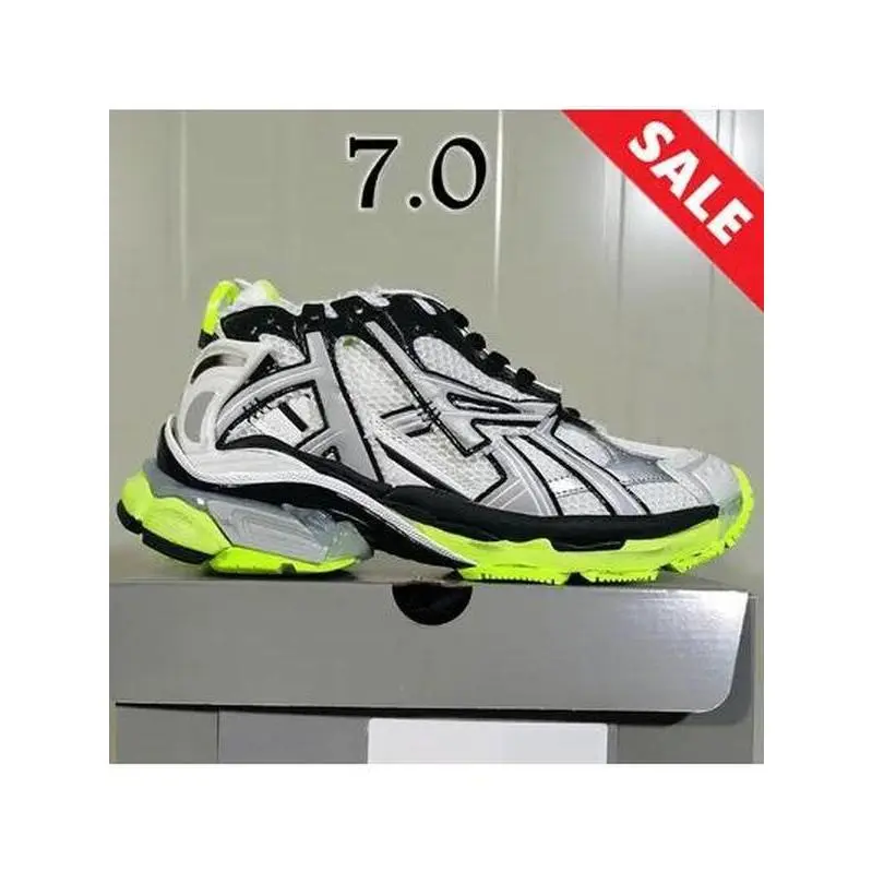 New trendy men and women 1.0 runner height increasing thick soled couples sports shoes casual  versatile  comfortable Men's Stylish Footwear 7.0 sneaker