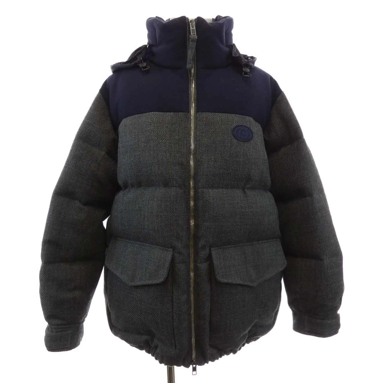 Pre-owned GUCCI Polyester Small Leather Goods Down Jacket