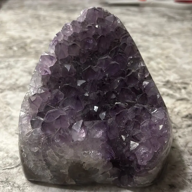 2.5-Lb Natural Amethyst Cluster, Raw Crystal Cluster for Home Decor, Healing Crystals Collection