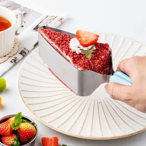 Stainless Steel Cake Slicer & Triangle Transfer Clip Multi-Use Baking Tools Essential Stainless Steel Triangle Cake Slicer & Server Clip for Perfect Slices