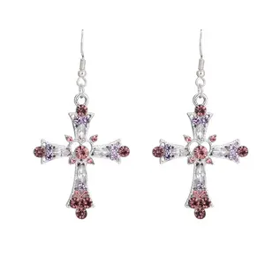 Cross-shaped earrings with diamonds