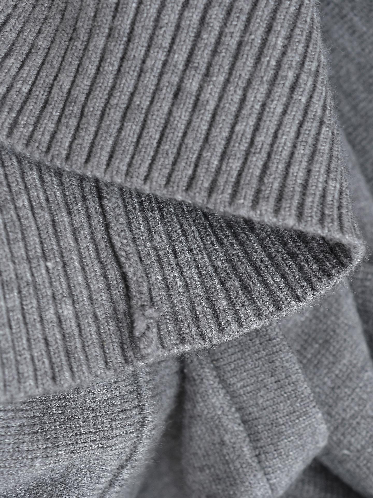 Hooded zipper sweater