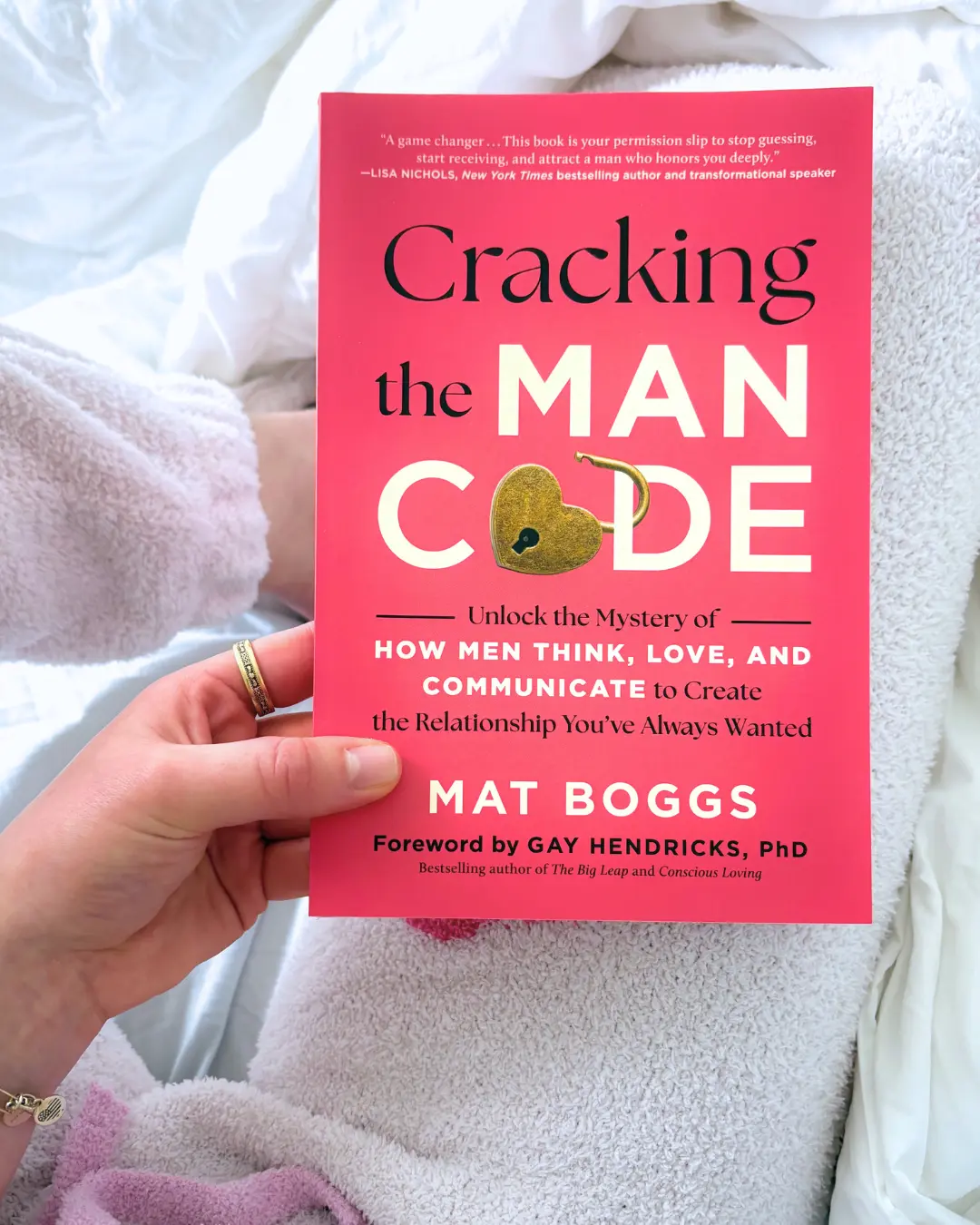 Cracking the Man Code: Unlock the Mystery of How Men Think, Love, and Communicate to Create the Relationship You've Always Wanted — Paperback book, Mat Boggs Guide
