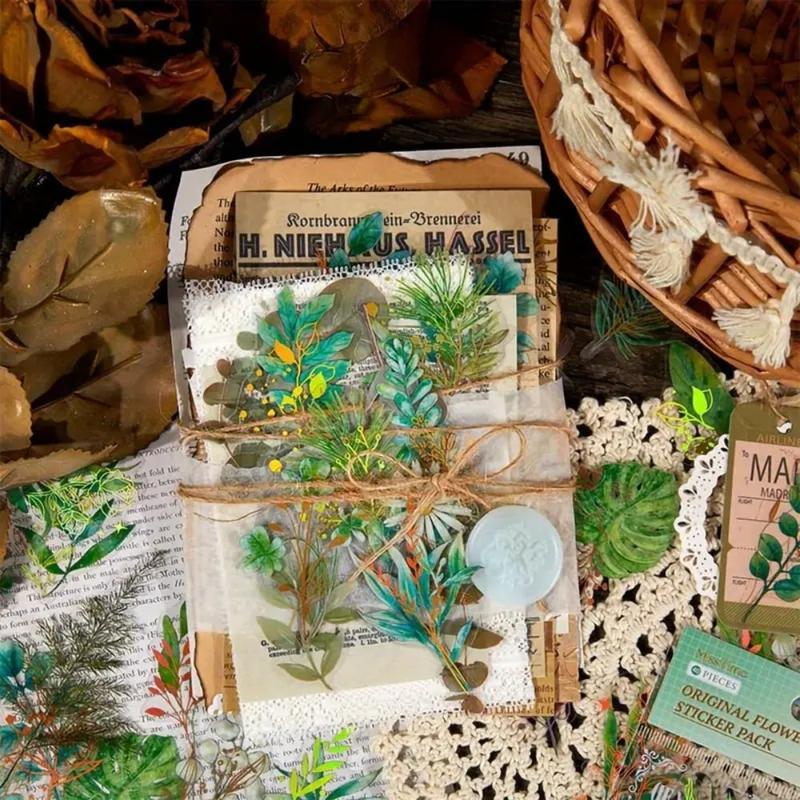 1Set 240PCS Holographic Golden Foil Plant Stickers,Transparent Shiny Plant Stickers,Holographic Design Glitter Flower Book Stickers,Multi-purpose Application,Suitable for Diaries,Notes, Christmas Resin Art Decoration