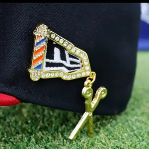 Barber hat pin