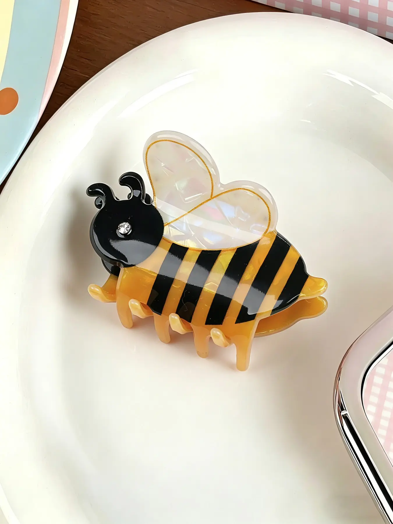 Cute Acetate Insect Bee Hair Claw Clip, Back-Of-Head Half-Up Ponytail Holder, Shark Bite Fashion Hair Accessories, 1pc Fashionable Hair Styling Tool, Super Cute Clips