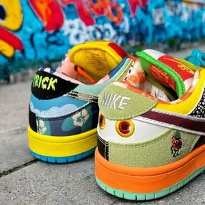 Cartoon Stitched Patchwork Skate Footwear Bright Rainbow Collar Trim Shock Absorb Soft Insole For Casual Friend Gatherings Creative Street Outfit Matching
