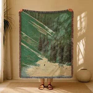 Mountain Slope Forest Scenery Bohemian Yarn Jacquard Woven Blanket with Tassel Chunky Soft Not Printed, Wear-resistant Washable Easy To Care, No Faded No Pilling, Used for Home Decor Sofa Chair Bed Tapestry Tablecloth Floor Garden Picnic Outdoor Camping