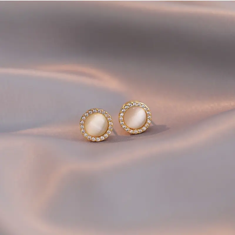 E0006 Golden Earrings