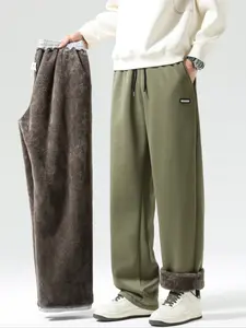 Men's Fleece Lined Wide Leg Joggers, Winter Warm Sports Pants, Thickened Thermal Sweatpants, Casual Fit for Cold Weather