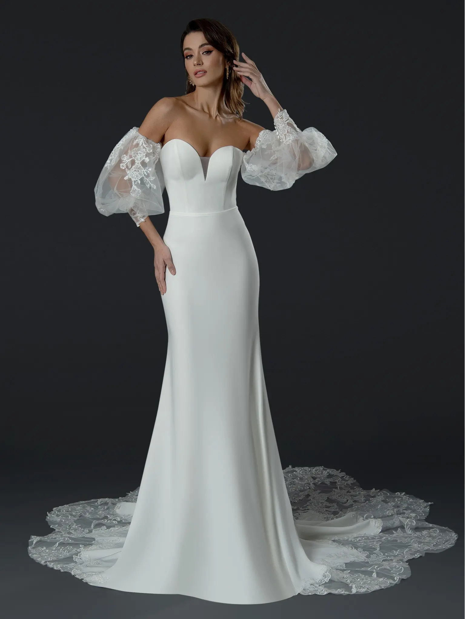 Elegant Crepe Gown with Deep V Sweetheart Neckline & Scalloped Lace Train - Strapless Design with Removable Sleeves for Versatility