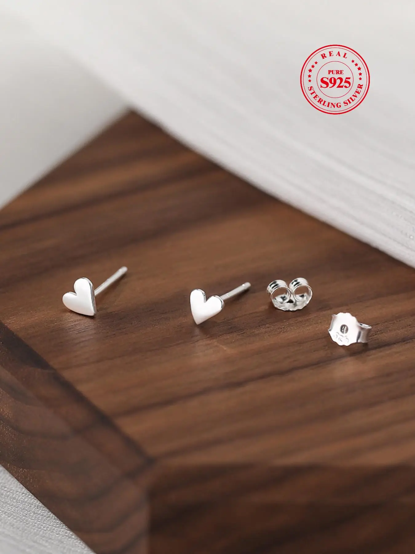 925 Sterling Silver Heart Shaped Silver Earrings, Cute Stud Earrings for Party, Daily Clothing Decor, Trendy All-match & Exquisite Jewelry for Gift, V