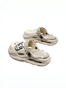 Trendy Devil Thick Sole Holey Shoes for Men, Height-Increasing Casual Sandals, Tie-Dye, Street Style Ghost Print, Couples Outdoor Trekking