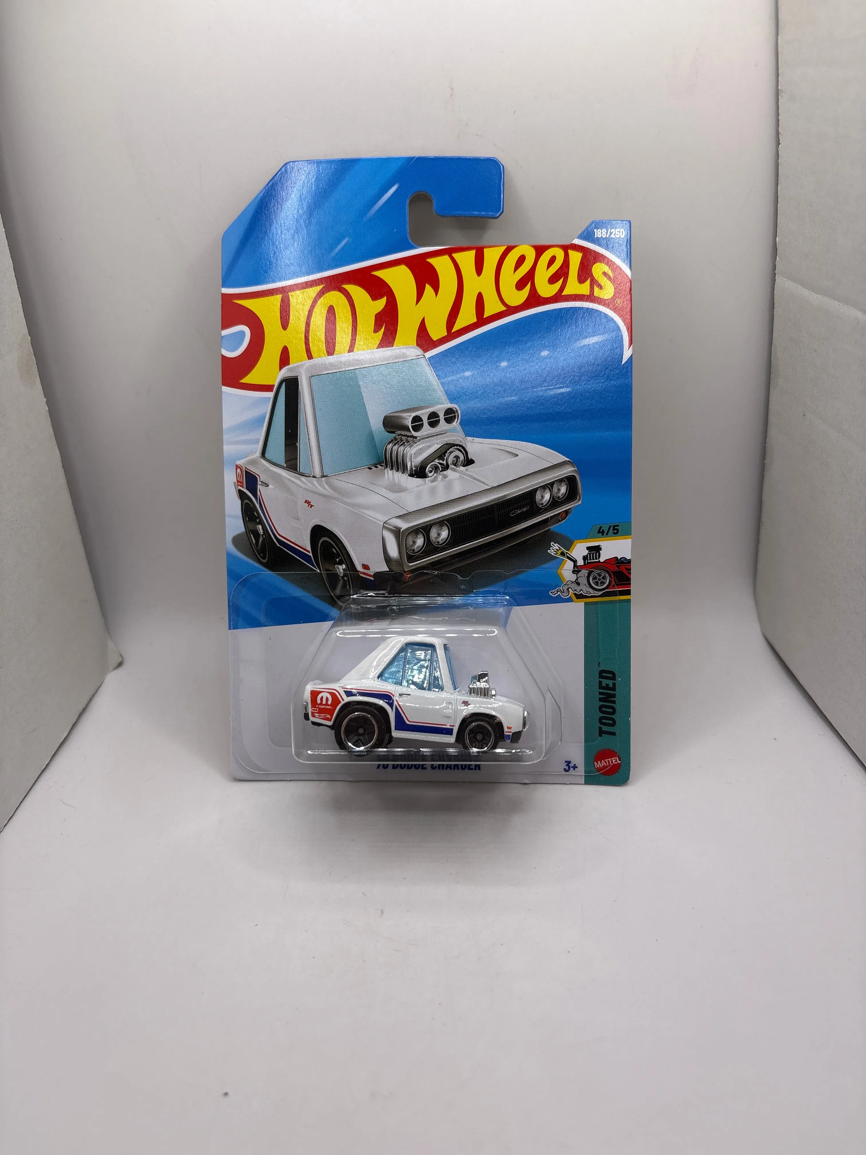 Hot Wheels 70 Dodge Charger Diecast white