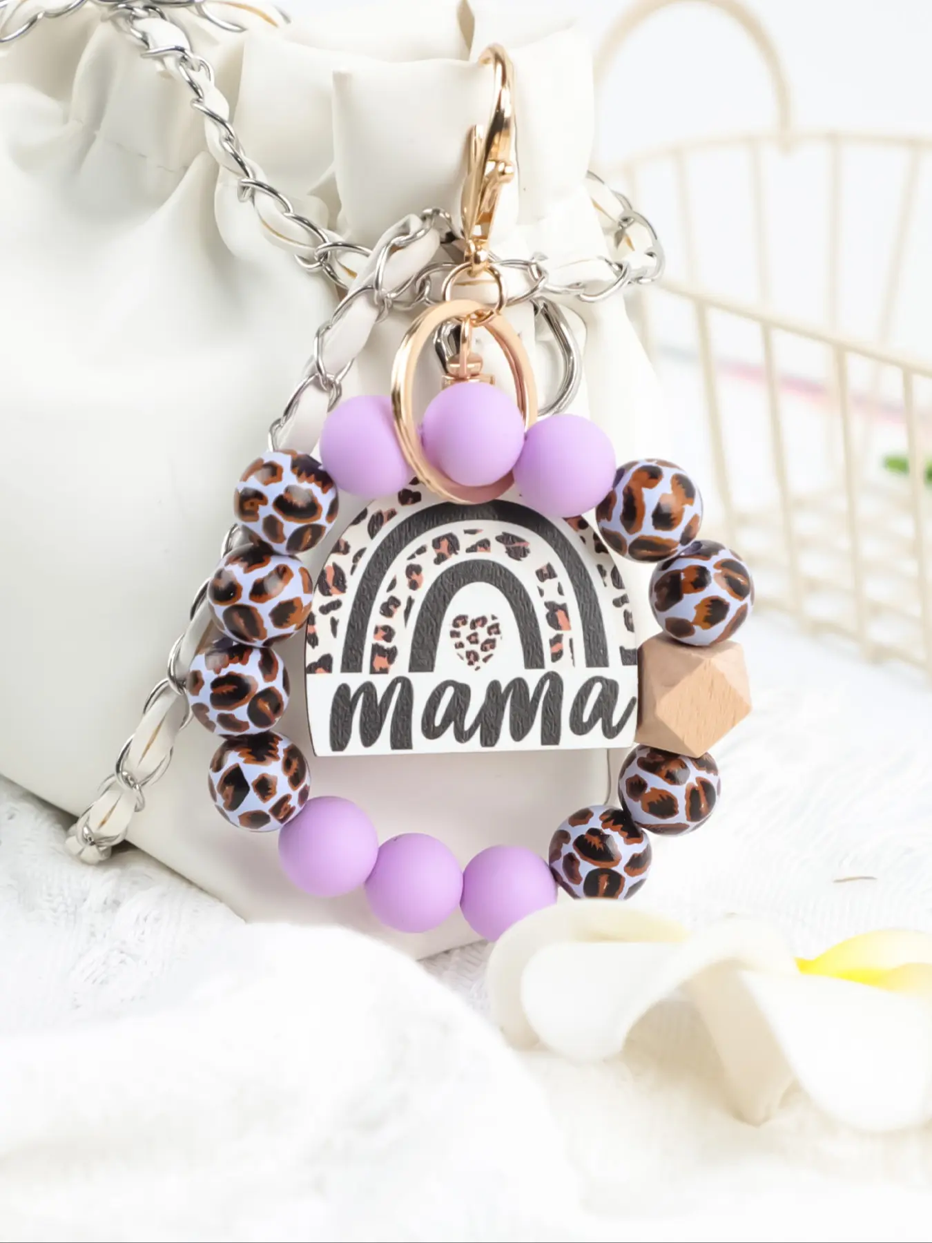 Leopard Print Mama Beaded Wrist Keychain, Trendy Cute Keychain, Rainbow Pendant Charm, Practical Design, Keychain for Bags, Perfect Gift for Mom, Friends, Mother's Day, Keychain For Purse, Keychain Wristlet, Keyring