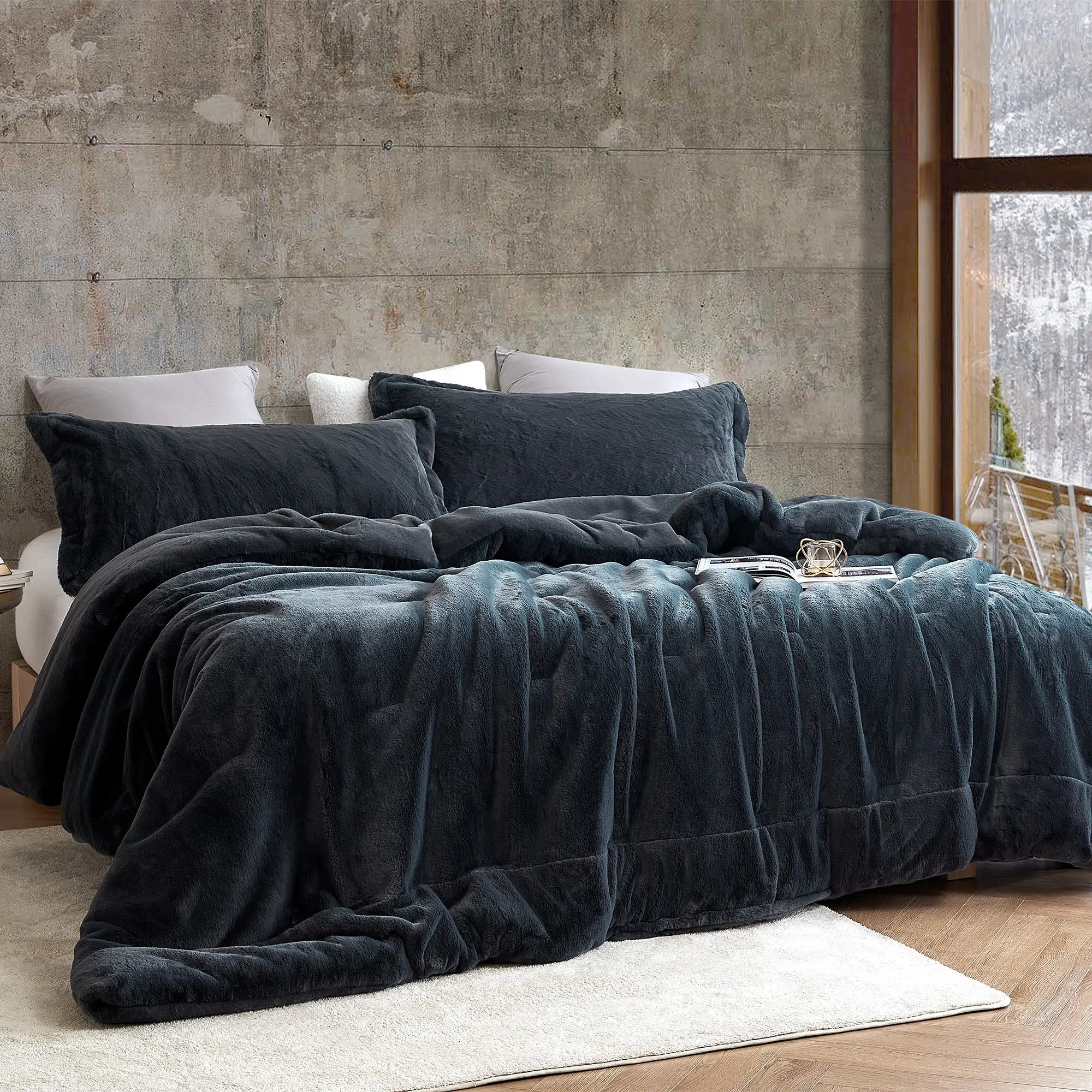 Chunky Bunny - Coma Inducer Oversized Comforter - Faded Black