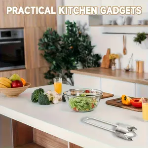 Stainless steel fruit and vegetable seeder, red bell pepper seed remover, versatile kitchen gadget for apples, pears, tomatoes, peppers, and other vegetables - durable and easy to use, suitable for 11 holidays.