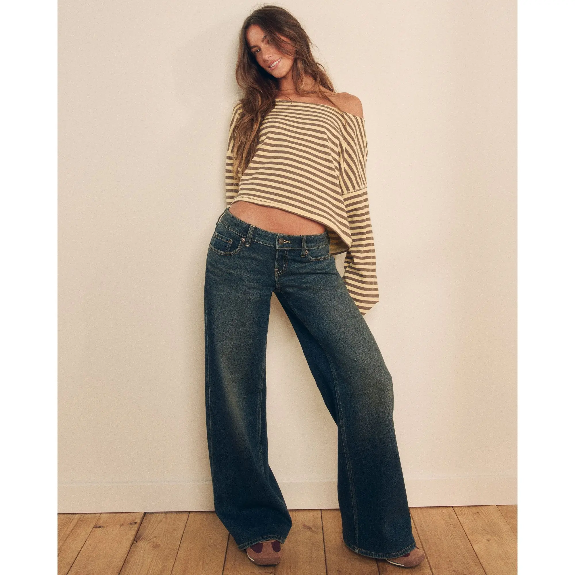 Hollister Ultra Low-Rise Dark Wash Wide-Leg Jeans