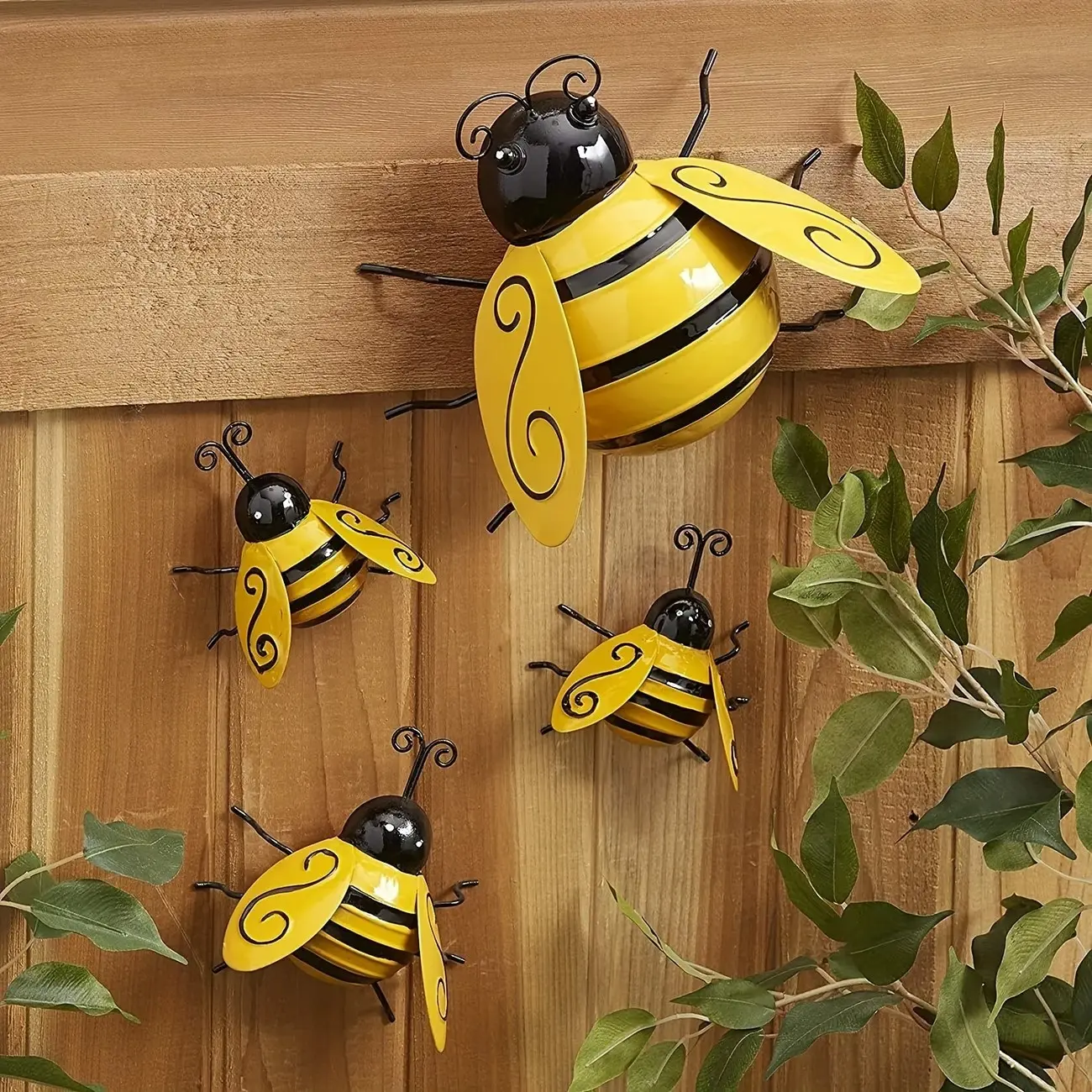 Metal Bee Wall Decor Set, 4pcs Sculpture Decoration Handicraft, Outdoor Garden Art, Hotel Fence Ornament, Metal Art Bee Statue, Outdoor Decorations, Handcraft