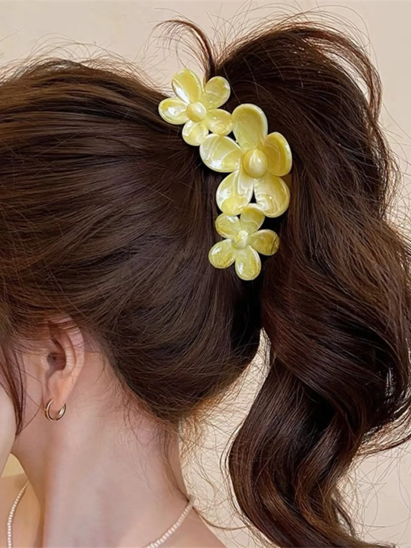 2pcs Sunflower Gentle Polka Dot Hair Clips, Hair Claw  display picture 1