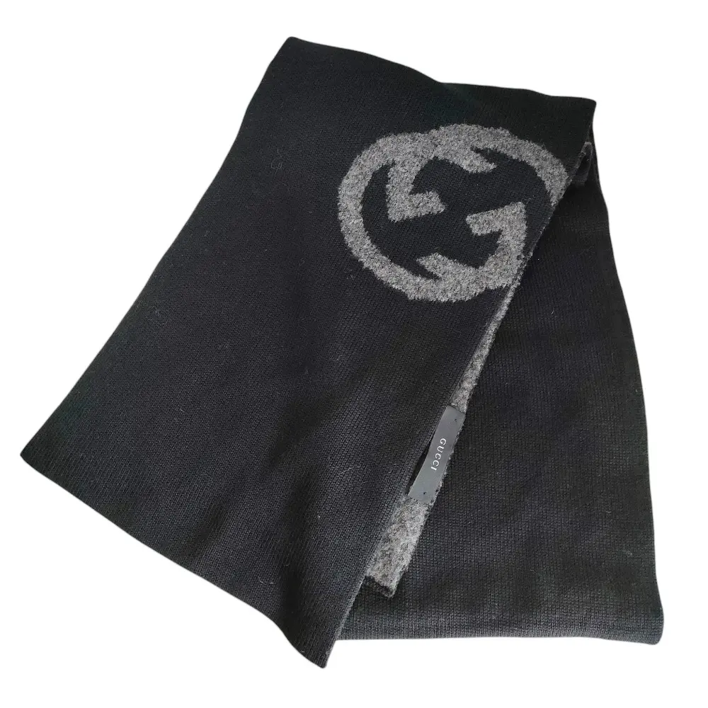 Pre-owned GUCCI Wool Small Leather Goods Blend Knit Scarf