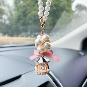 Pearl Carousel Hanging Decor: Sweet Light Luxury Ambiance Item Chain Fashion Handmade Bag Pendant Creative Pendant home decor