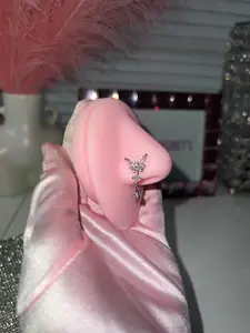 Butterfly Trail - Dangle Nose Piercing