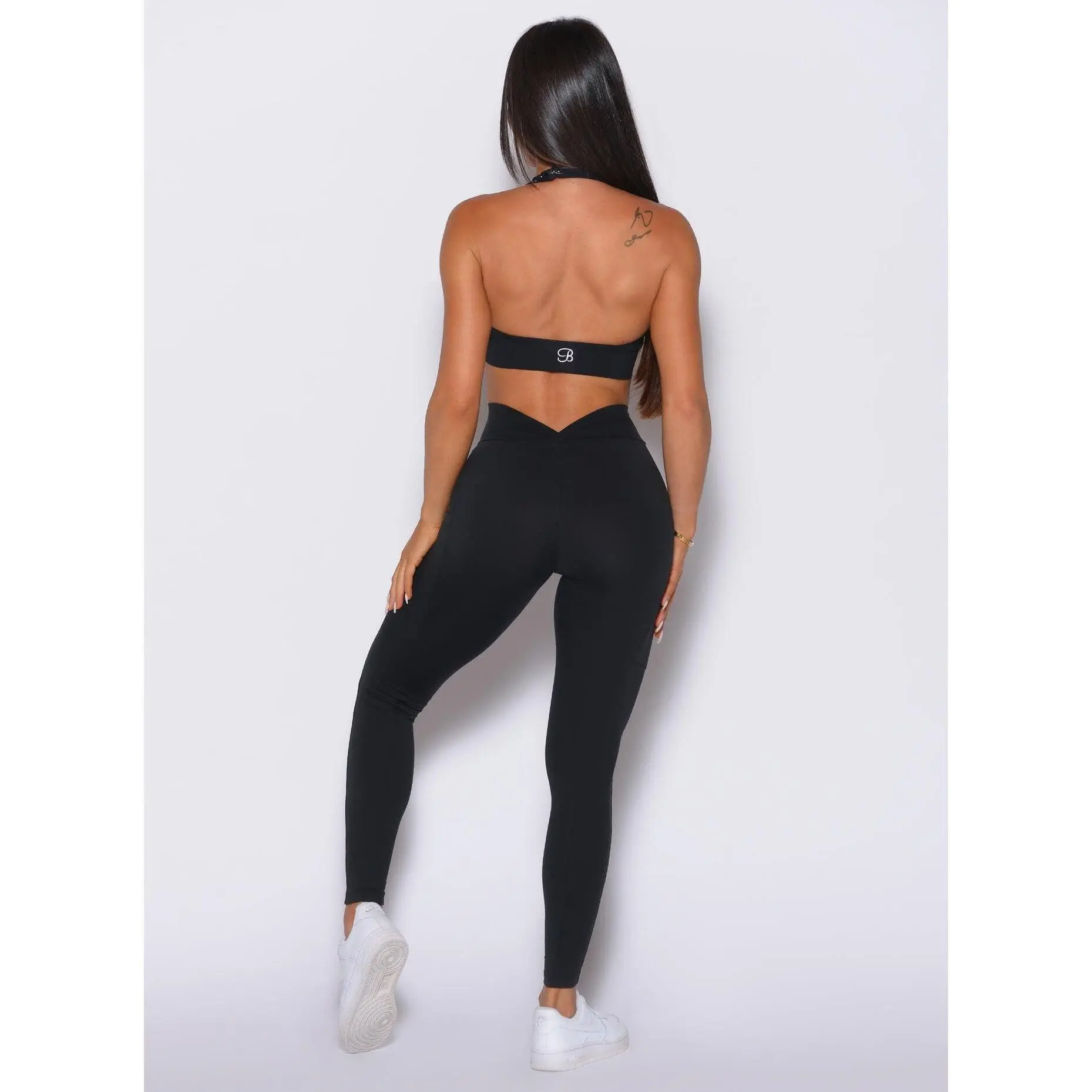 V Back Leggings