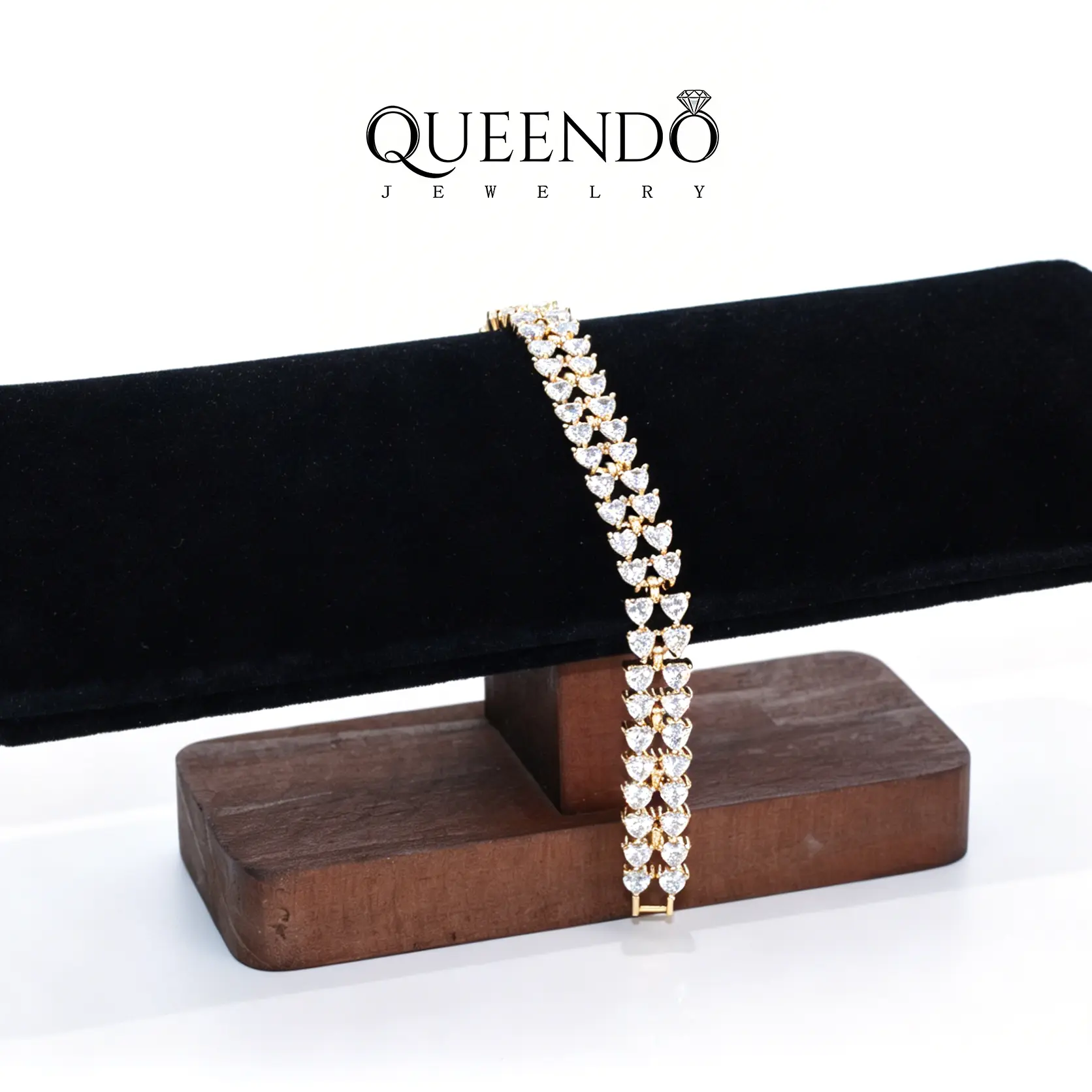 QUEENDO All Clear Shiny Bracelets Collection, Elegant Clear Shiny Affordable Stackable Dainty Bracelet, Minimalist Quiet Luxury Everyday Wear, Non-Tarnish Waterproof Adjustable Comfort Fit, Ideal Gift For Dating Party , Birthday Anniversar