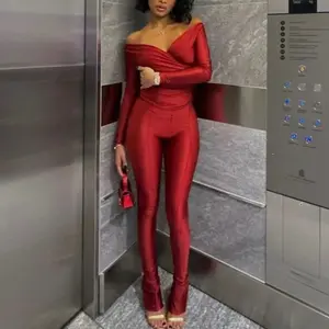 Glossy two piece set