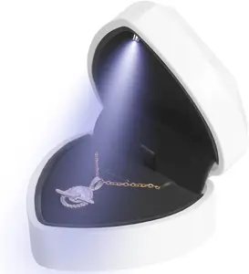 Heart Shaped LED Pendant Necklace Box, Jewelry Gift Boxes for Bracelet Bracelets, Small Jewelry Display with Light for Proposal Engagement Wedding Valentine's Day (White)