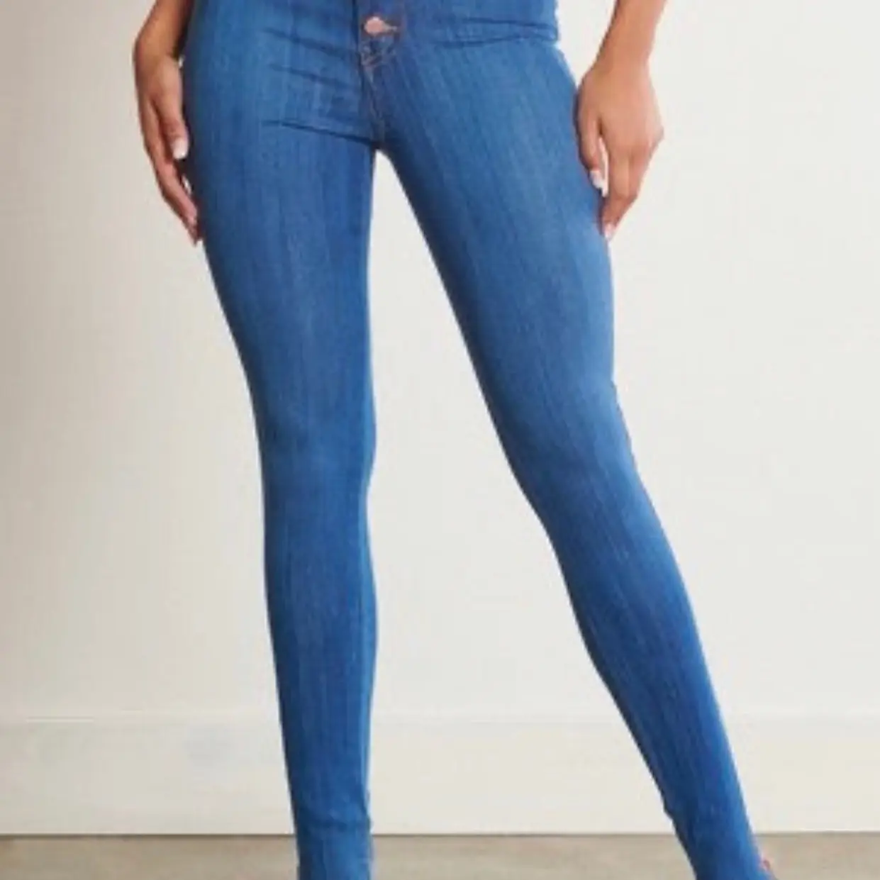 Button jeans