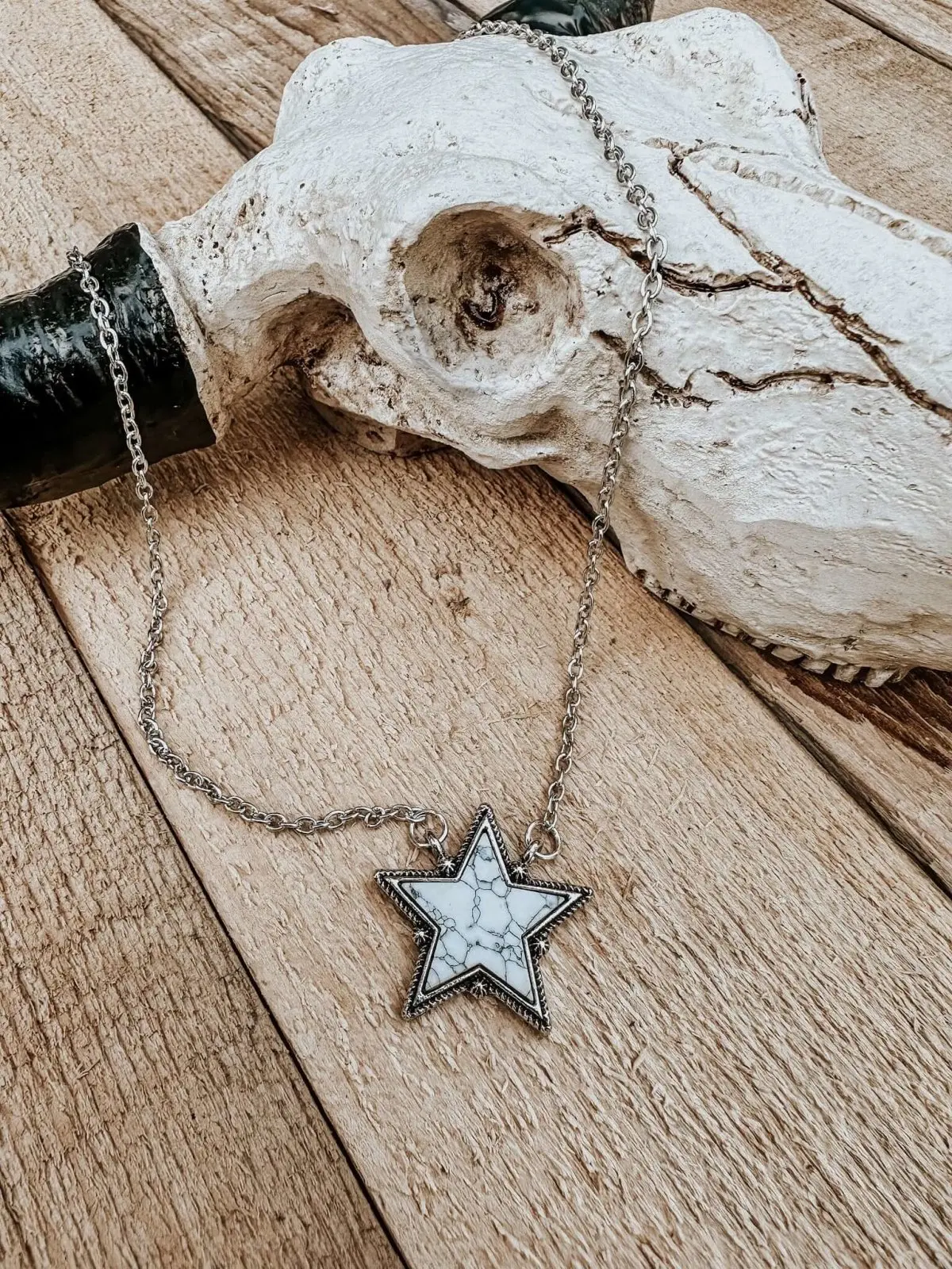 Southwestern Stone Star Design Pendant Necklace with White Turquoise, 18" Western Dainty Metal-Coated Chain for Ethnic Jewelry Stack, Dainty Necklace