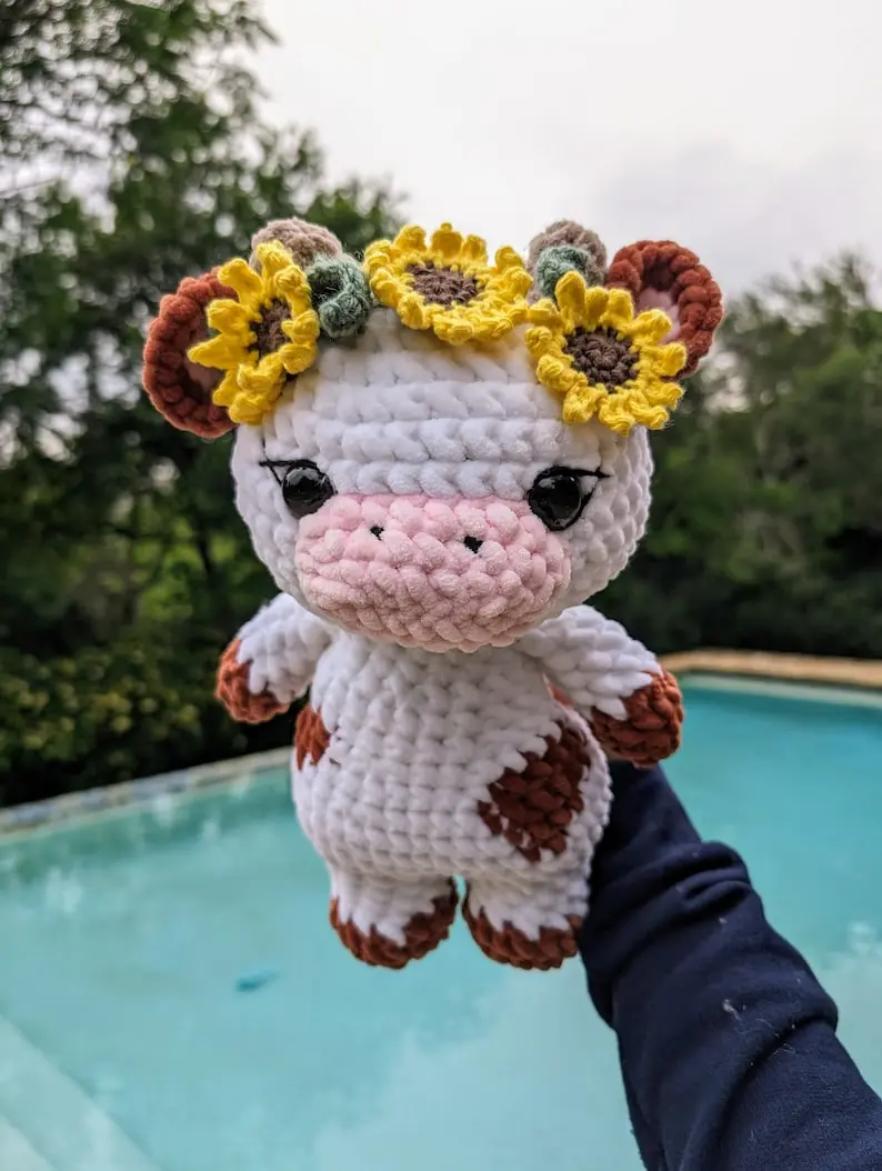 Amigurumi Sunflower Cow Crochet Plushie: Handmade Crochet Animal Amigurumi Sunflower Cow Crochet Plushie: Handmade Crochet Animal