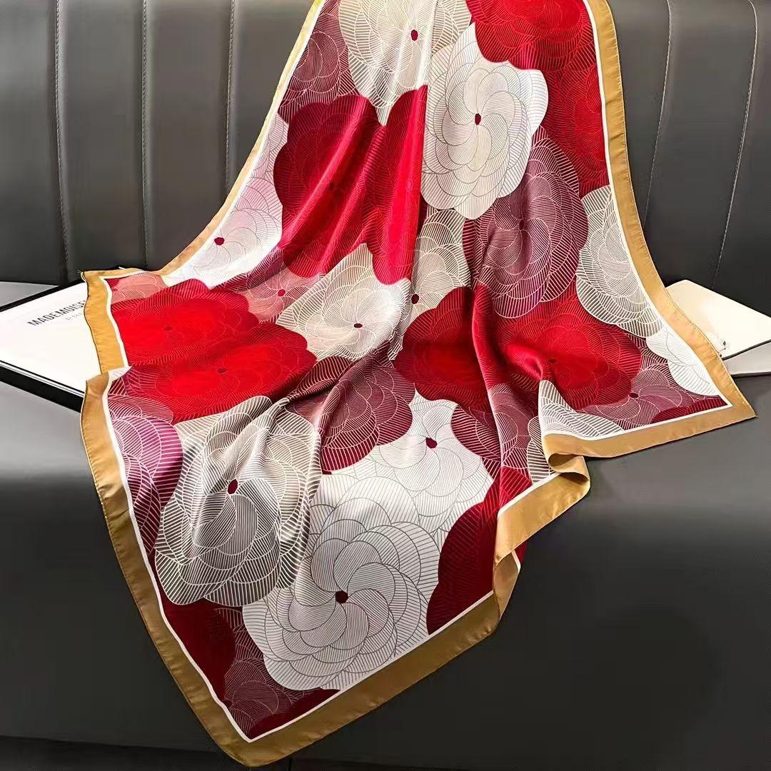 Women’s scarf, fashionable square scarf, elegant fashion accessory, suitable for all seasons, satin scarf, genuine silk scarf, ideal for professional women, travel enthusiasts, office workers, and everyday use.