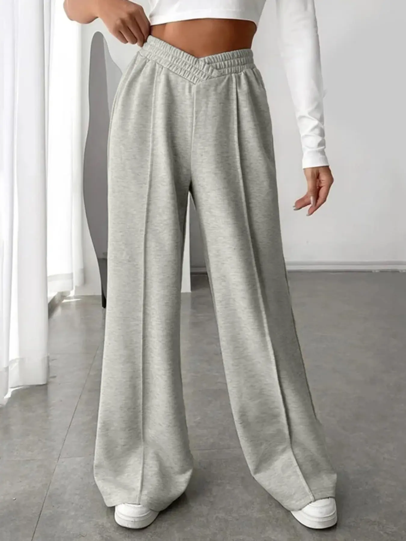 Plus Size Women's Solid Wide Leg Sports Pants, Casual Workout Pants, Comfortable All Seasons Fitted Casual Trousers, Stylish Knit Fabric for Activewear, Casual Chic Trousers, Casual Fashion Trousers, Chic Comfy Pants
