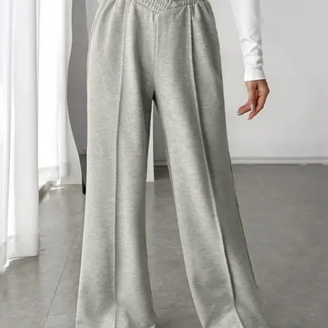 Plus Size Women's Solid Wide Leg Sports Pants, Comfortable All Seasons Fitted Casual Trousers, Stylish Knit Fabric for Activewear, Casual Chic Trousers, Casual Fashion Trousers, Chic Comfy Pants, Knitted Sports Pants