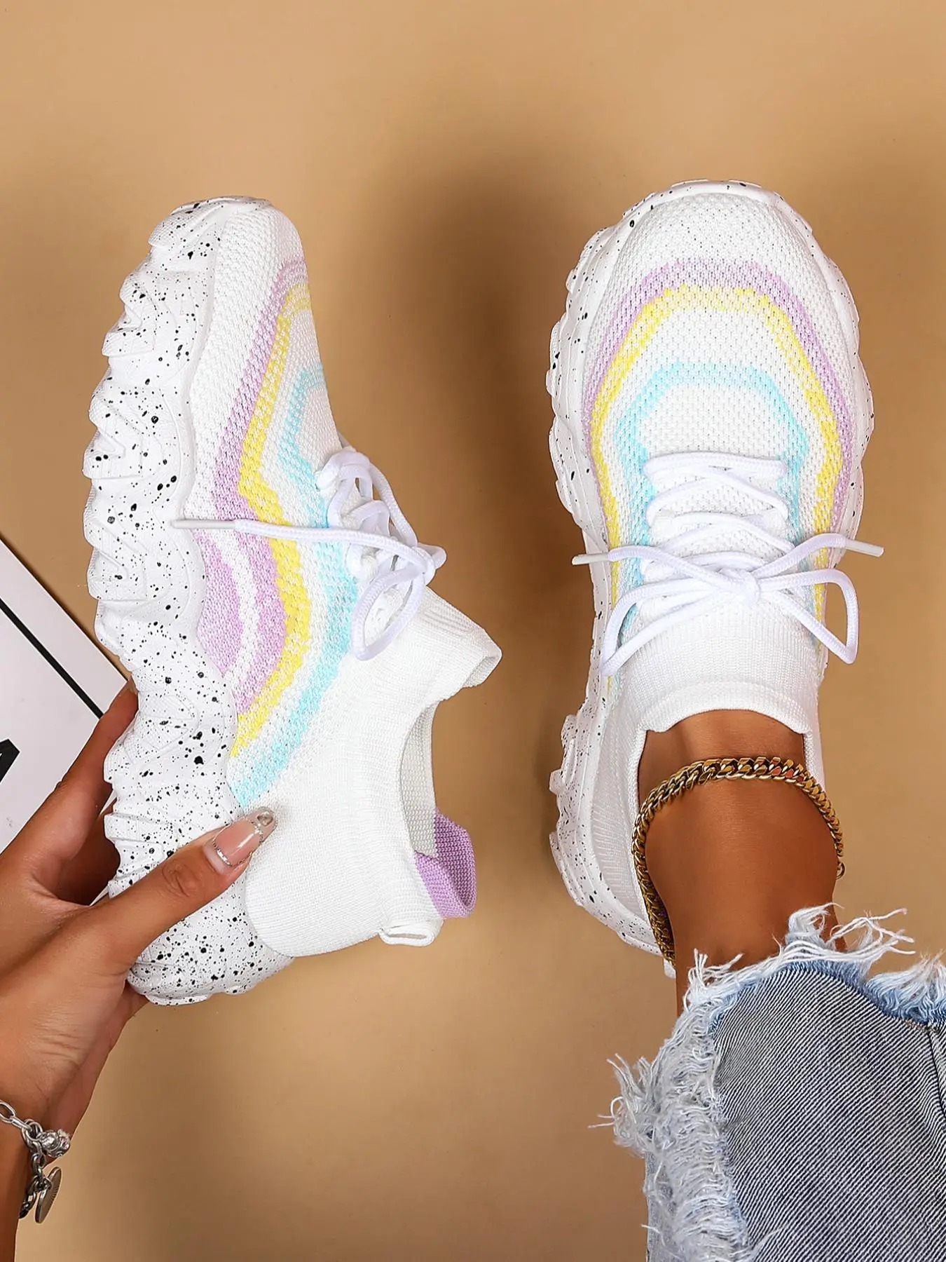 2024 Summer Lightweight Platform Sneakers for Women, Classic Round Toe Breathable Lightweight Sneakers for Training, Casual Matching Comfortable Sport