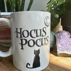 Hocus Pocus Halloween Candle