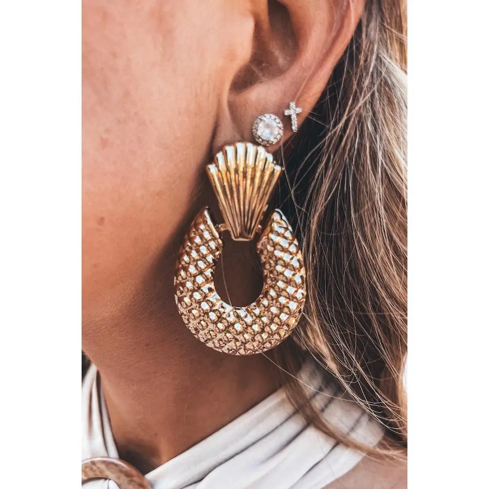 Shell Earring