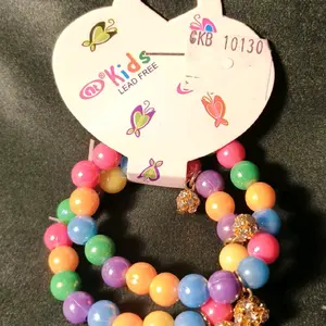 15 piecez Pretty Beaded Bracelet for Kids - Fashion Accessory for Girls