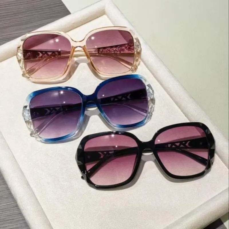 3-Pack Retro Heart Sunglasses High-Quality Tinted Lenses Stylish Unisex Eyewear Fashion Accessories for Daily Use Ideal for Outdoor Activities & Summer Fun