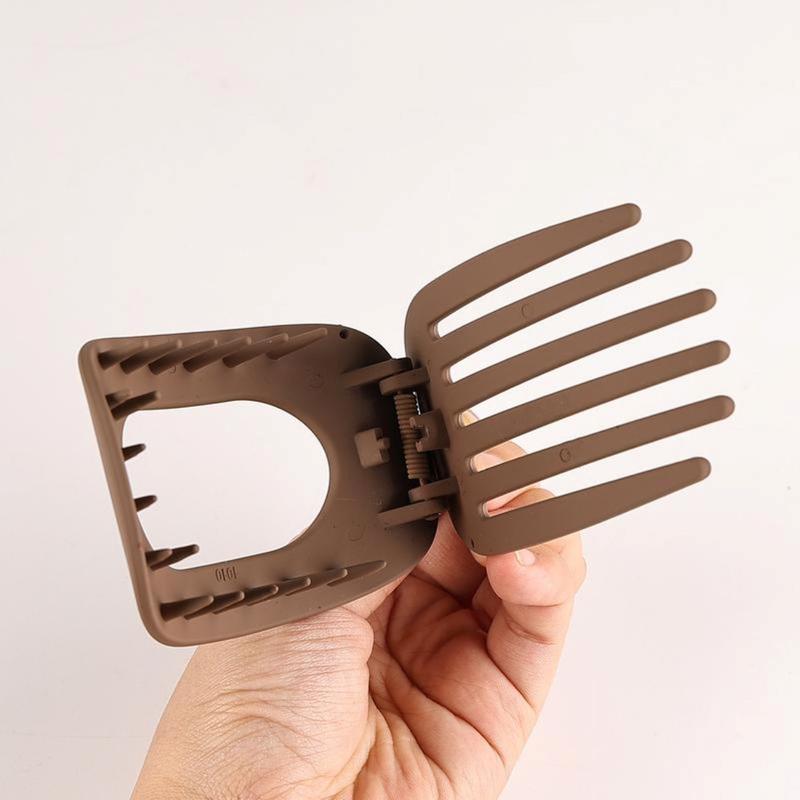 4-Piece Set of Oval Solid-Color Flat Hair Clips Minimalist acrylic hair clips for women Strong grip for thick or fine hair Elegant and wrinkle-free Ideal for everyday wear Perfect gift for women Great party favors