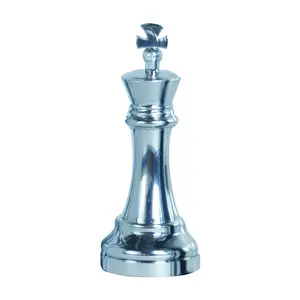 Hanayama Level 3 Cast Chess Puzzle - King