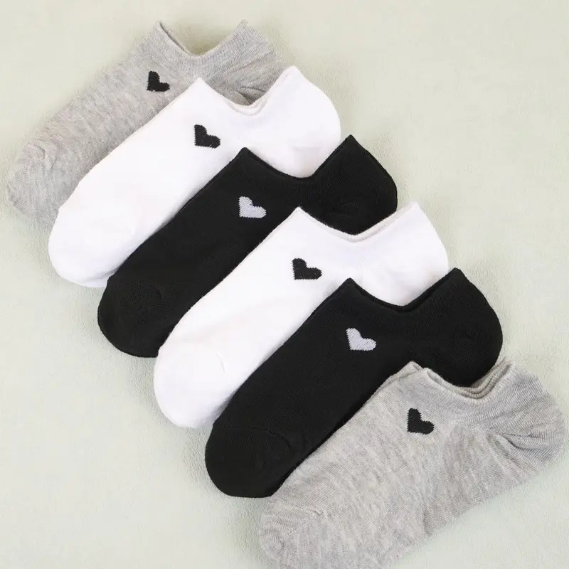 Women's Heart Print Ankle Socks, Casual Moisture Wicking Low Cut Socks for All Seasons, Soft Comfy Breathable Socks for Daily Wear, Casual Knit Socks