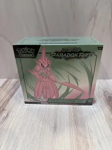 Paradox Rift Elite Trainer Box [Iron Valiant]